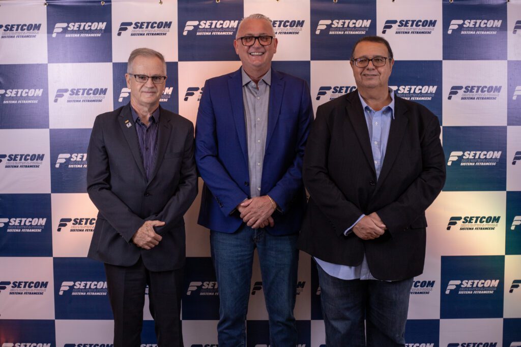 O empresário Paulo Simioni foi oficialmente empossado como presidente do SETCOM (Sindicato das Empresas de Transporte de Cargas do Oeste e Meio Oeste Catarinense) durante um jantar solene realizado para associados e convidados em Concórdia. Foto: SETCOM