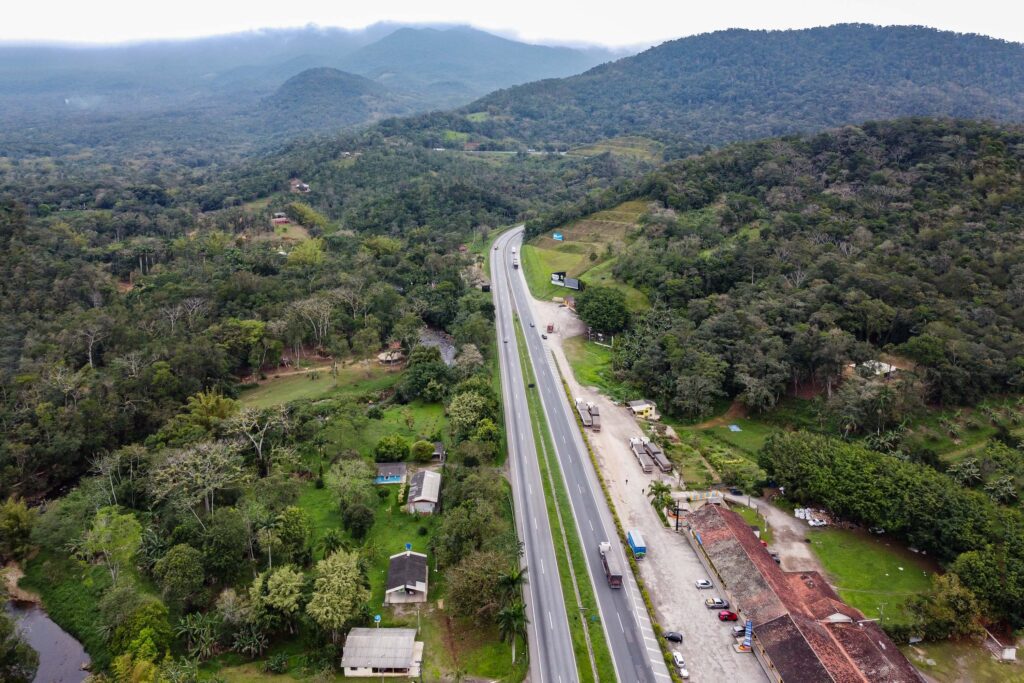 Litoral do Paraná terá novas rodovias de acesso Foto: Roberto Dziura Jr/AEN