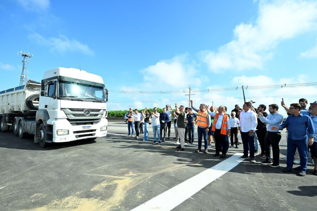 Governo do Estado libera para o tráfego mais duas alças na intersecção da SC-486 com a BR-101