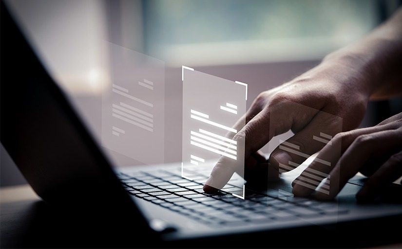 Mãos, computador, IA, negócios, tecnologia, inovação Foto: Freepik