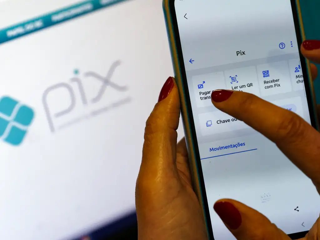 Aplicativo bancário para pagamento financeiro em pix. Foto: Bruno Peres/Agência Brasil