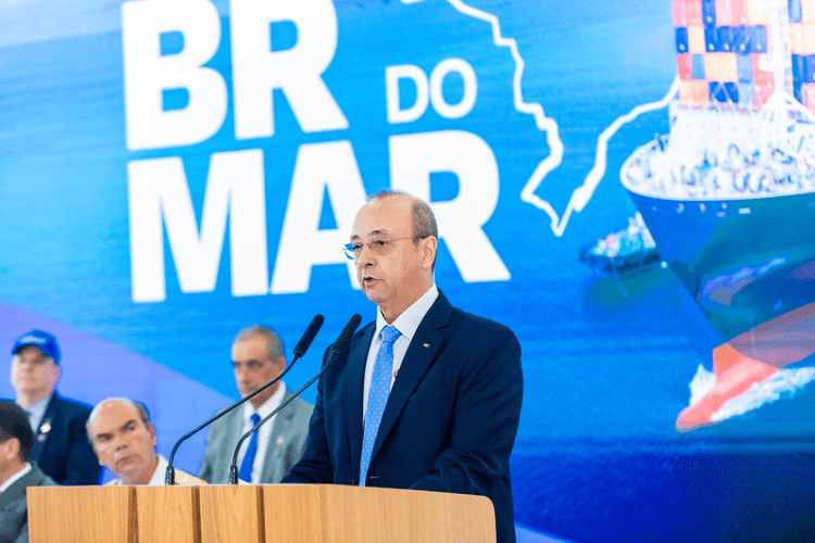 Governo Federal regulamenta BR do Mar e projeta redução de custos logísticos