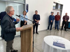 Sest SEnat inaugura centro logístico e firma parcerias em Itajaí