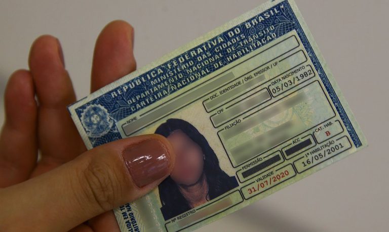 Carteira de motorista CNH Marcelo Casal Jr./Agência Brasil