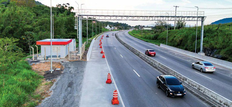 Pedágio sem parada: ANTT reabre consulta sobre Sistema de Livre Passagem (Free Flow) em rodovias federais