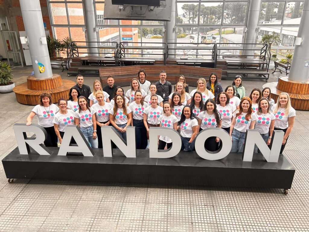 Núcleo de Empresárias do Transporte fazem visita à Randon, em Caxias do Sul