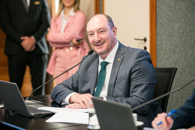 A pedido do deputado Mauro, governo insere pavimentação das SC’s 154 e 479 no Orçamento de 2026