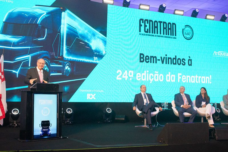 Fenatran ressalta a relevância das ações sustentáveis para o futuro do transporte rodoviário de cargas