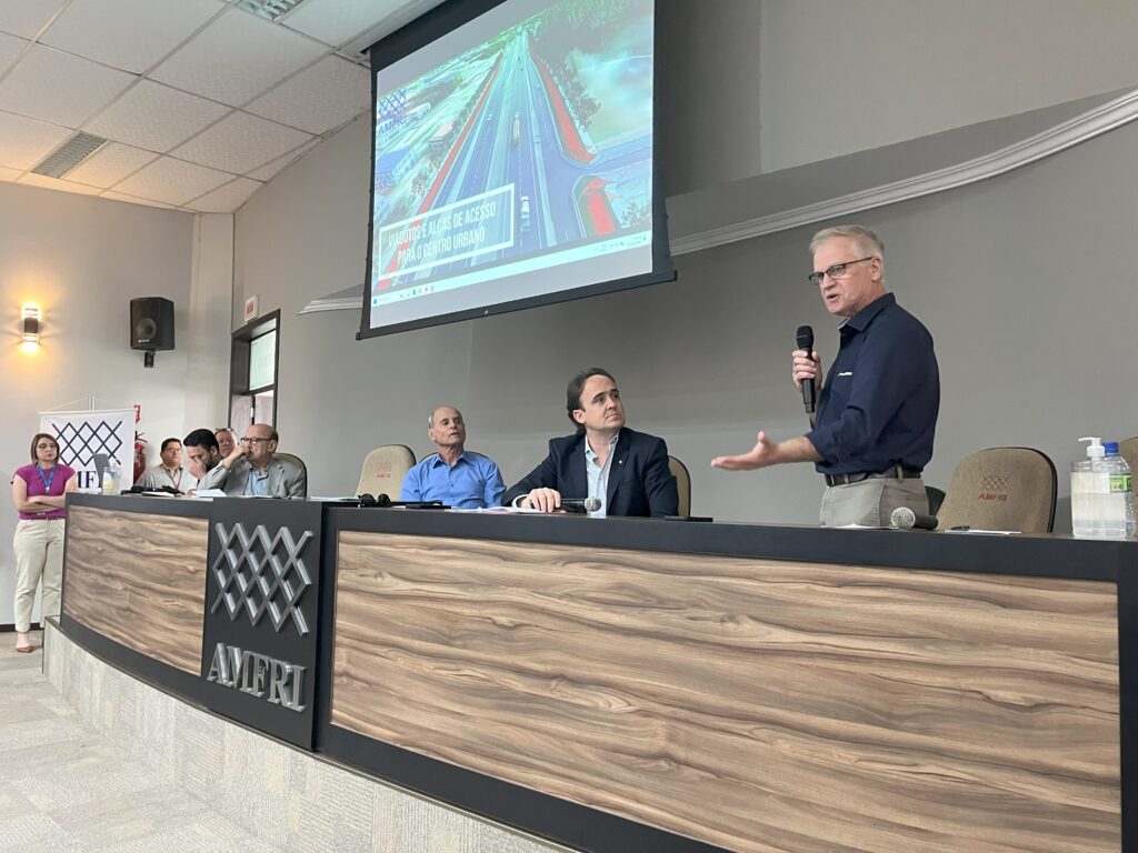 Aconteceu na sede da Associação dos Municípios da Região da Foz do Rio Itajaí a segunda reunião da Frente Parlamentar do Corredor Rodoviário Litorâneo Norte. 11/11/2024. Foto: Mauren Rigo