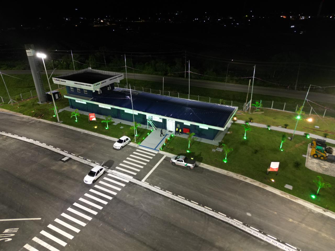 O primeiro Ponto de Parada e Descanso (PPD) de Santa Catarina, localizado no km 220 da BR-101/SC, em Palhoça, completou um ano com saldo de mais de 130 mil atendimentos a caminhoneiros. PPD Foto: Arteris
