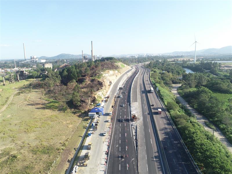 Obra da transposição em Capivari de Baixo e novas marginais na BR-101 Sul. 30/05/2025 Foto: CCR Via Costeira