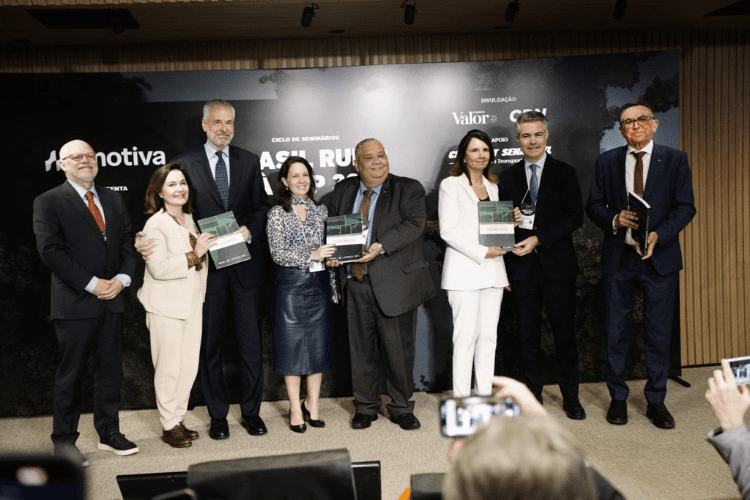 Coalizão para a Descarbonização dos Transportes propõe plano para reduzir em 70% as emissões do setor até 2050. Foto: CNT