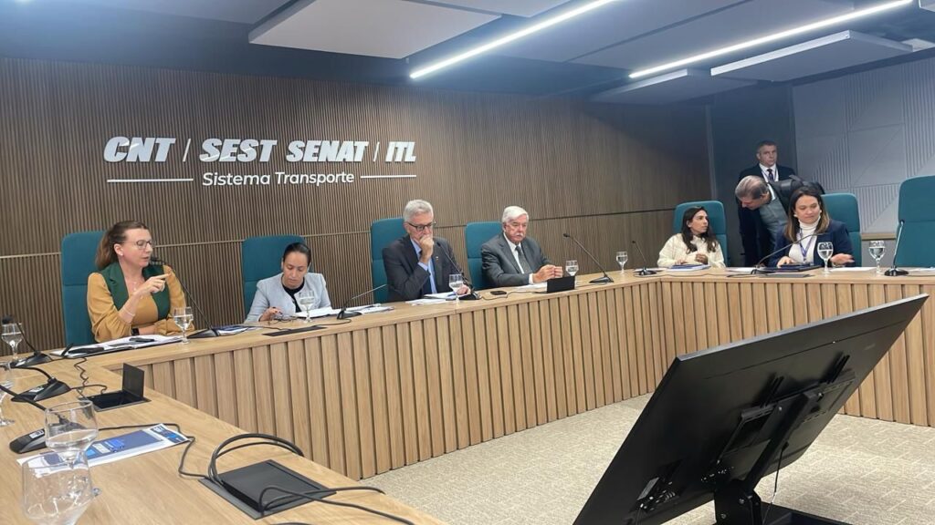 Seção II da CNT debate temas estratégicos e corrobora a criação da Aliança Nacional pela Segurança na Logística 25/06/2025 Foto: NTC
